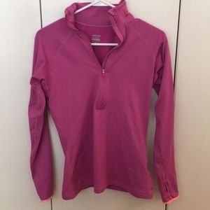 Nike Pro Women’s Quarter zip pullover size M